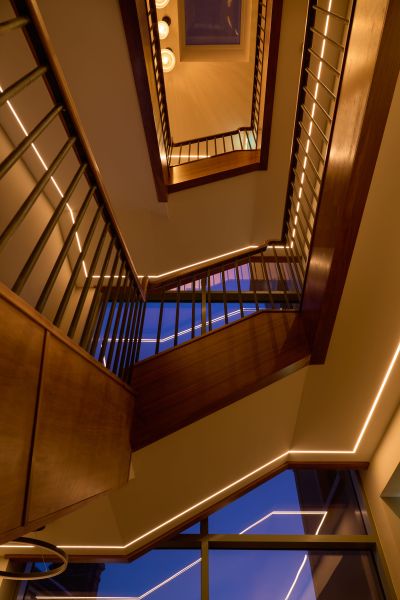 Stairwell 4500px 2MB